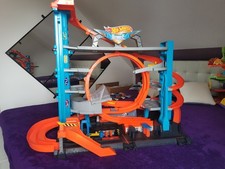 Hot Wheels Parkgarage Ultimate Hai Attacke mit Autos