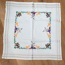 Tischdecke Mitteldecke Ostern 85 x 85 cm Vintage 90er Kreuzstich Stickerei