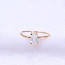 Natürlich Weiß Mondstein