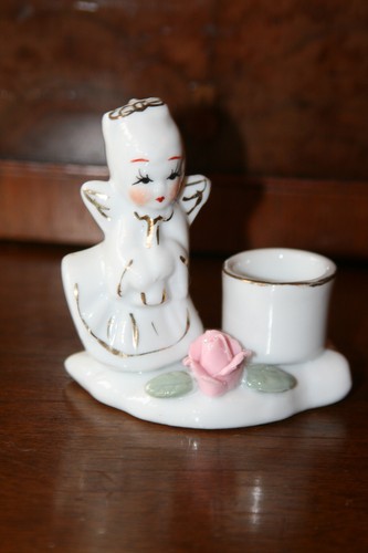 Engel mit porzellanrose - engel,