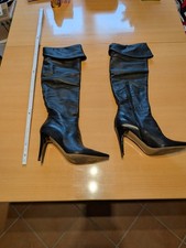 Schöne Schwarze Damenstiefel