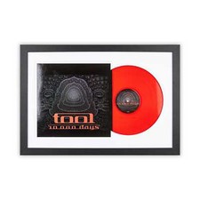 Schallplatten Bilderrahmen -LP-Cover und Vinyl -in Schwarz-Weiß-4