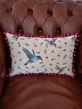 Dekokissen mit Vogelmuster, Gobelinstoff, handgefertigt.