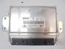 Nissan Almera Tino 2001