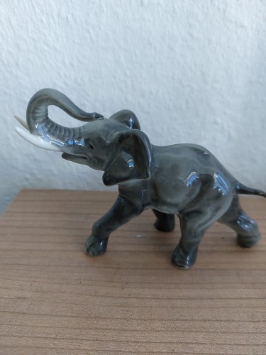 Porzellanfigur steh elefant - porzellanfigur,