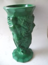 40805 Art Deco Vase Figuren Malachitglas Schlevogt Gablonz Czech Glass 21 cm