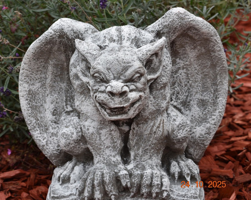 Mauerhocker steinfigur - mauerhocker,,