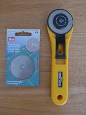 Olfa Rollschneider  45 mm – Präziser Stoffschneider für Kurvenschnitte