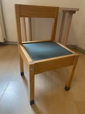 Kinderstuhl aus Holz, Sitzhöhe Ca. 28cm, Rückenlehne ca. 50cm