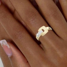 Damen Ring eckig breit 585
