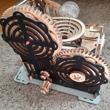 Kugelbahn, 2 Wege, Wippe