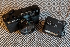 NEUWERTIG YASHICA Electro 35