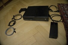 XBox One Konsole gebraucht + HDMI Kabel (Controllerakku ersetzt) Zubehörpaket