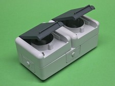 Jung  2 Fach AUFPUTZ-STECKDOSE