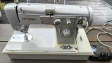 Nähmaschine Privileg Modell 150 mit Zubehör
