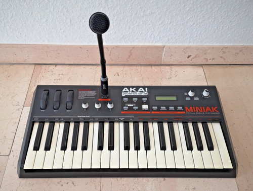 Synthesizer akai miniak - akai,