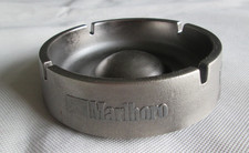 Marlboro   Aschenbecher Neu