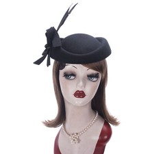 Frauen Wollfilzkleid 1950er