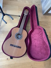 Almansa 400 Konzertgitarre Made in Spain + CAT Hardcase + Ständer
