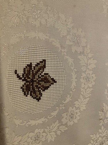 Damasttischdecke bestickt