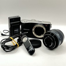 ⚡️ Samsung NX NX100 14.6MP Digitalkamera - Schwarz (Kit mit 20-50 mm Objektiv)