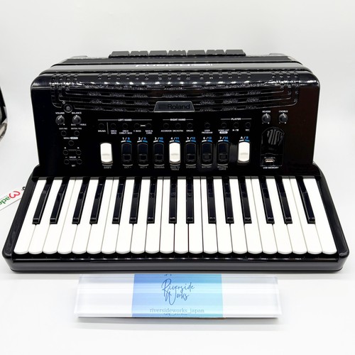 Roland v accordion - fr-4x, v-accordion