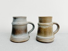 2 Vintage Steingut Bierkrüge