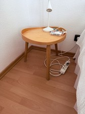 Nachtisch Oder Beistelltisch, 3-beinig auf IKEA Tablett