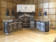 6 leere Jack Daniels Flaschen a 1 L