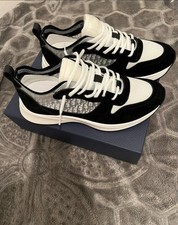 DIOR B25 RUNNER 3SN259ZIU