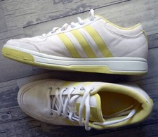 Sneakers - adidas original, Gr. US 7 -weiße Turnschuhe, Street Tennis - getragen