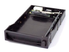 3.5 Zoll Einbaurahmen Wechselrahmen SATA auf Molex für 2.5 Zoll HDD Festplatten
