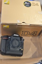 Nikon D4  Body Digitale Kamera