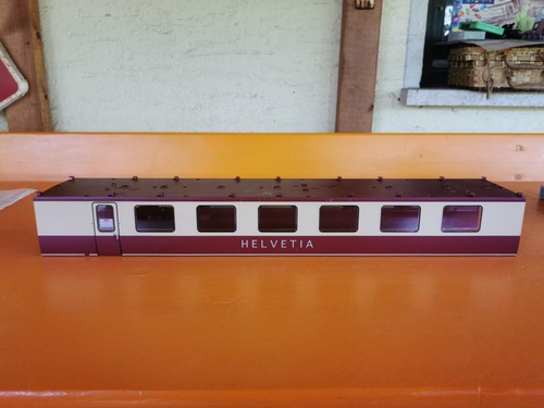 Piko spur tee - tee, helvetia