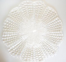 TORTENPLATTE KUCHENTELLER KRISTALL GLAS FLACH BLÜTE RELIEF 31,5 cm 1305g VINTAGE