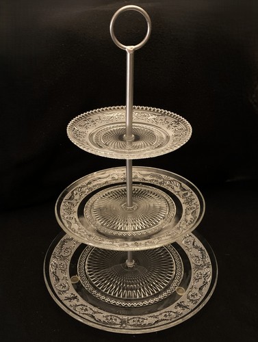 Etagère relief pressglas - etagère,