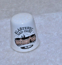 Fingerhut   -  Porzellan - J