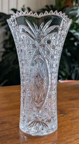 Vintage heavy crystal vase - heavy,