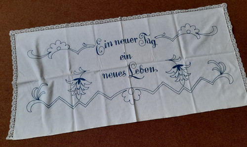 Alte wandtextilie mit spruch - spruch,