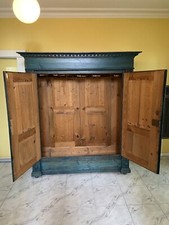 Dielenschrank Massivholz 