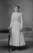  Mädchen junge Frau weiß