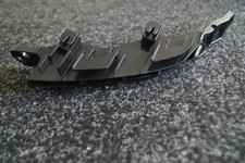 Orig. Toyota Rav4 Stoßstange Halter Retainer RR rechts 95135080