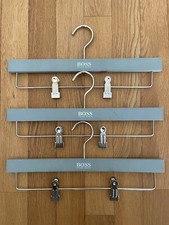 3 Stück BOSS Hugo Boss Kleiderbügel Hosenbügel Clipbügel