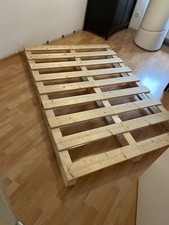 Palettenbett 140x200