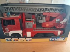 Bruder man Feuerwehr mit