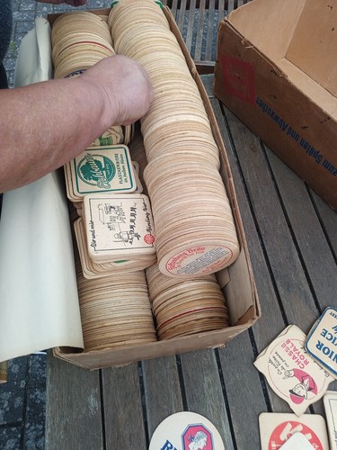 Bierdeckelsammlung 200 stück - bierdeckelsammlung,