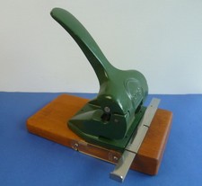 Aktenlocher Leitz Metallguss Grundplatte Massiv Eichenholz Sammler