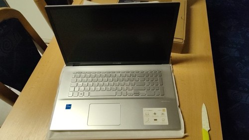 Asus vivobook s712e - vivobook,