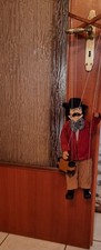 MARIONETTE Mann mit Koffer. 45Jahre alt.