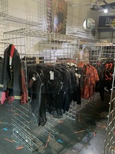 Gittermodule für Laden/Zuhause, Kleiderstangen, Hänger, Ablagefläche